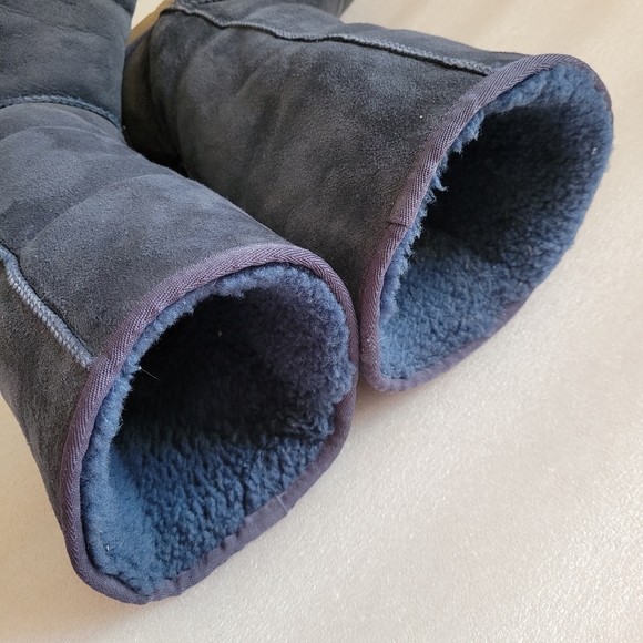 UGG Classic Tall Winter Boots Cozy Suede Slip-On In Navy Blue Size 9 - Picture 10 of 13
